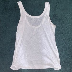 White Lululemon Tank 🤍